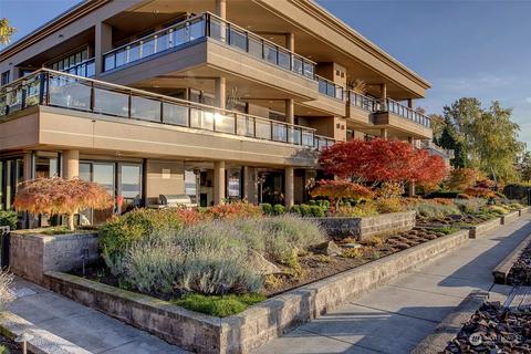 925 Lake St S #101, Kirkland, WA 98033