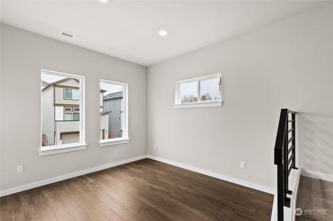 413 207th St SE, Bothell, WA 98012 photo 14