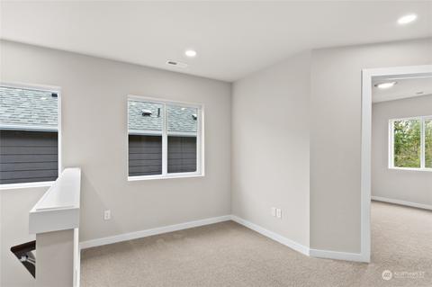 401 207th St SE, Bothell, WA 98012 photo 17