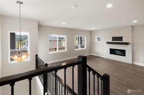 405 207th St SE, Bothell, WA 98012 photo 16