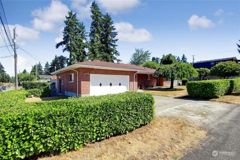 767 101st St S, Tacoma, WA 98444