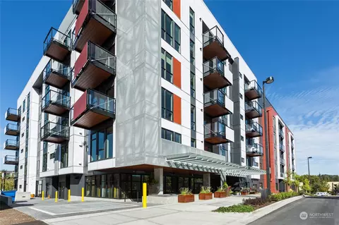 1085 103rd Ave NE #403, Bellevue, WA 98004