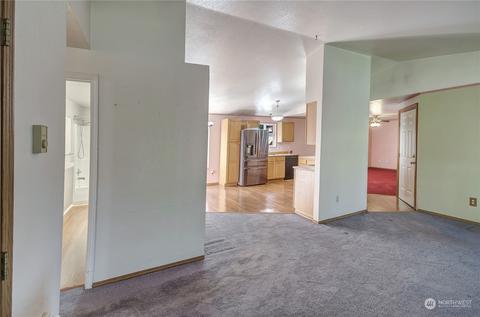 24905 37 Ave E, Spanaway, WA 98387 photo 5