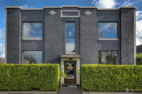6202 Carleton Ave S, Seattle, WA 98109