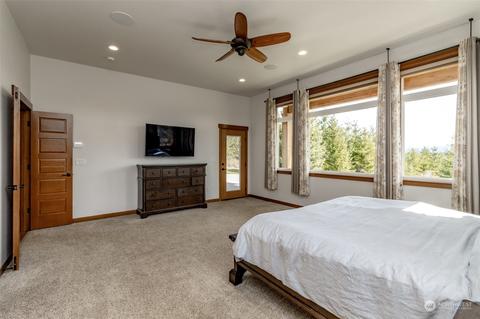 1402 Kinsman Ct E, Roy, WA 98580 photo 16