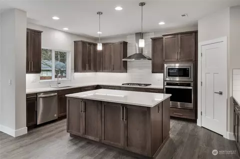 111 177th St SE, Bothell, WA 98012 photo 3