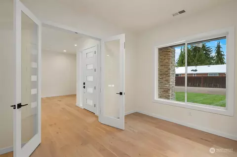 18916 107th Ave NE, Bothell, WA 98011 photo 3