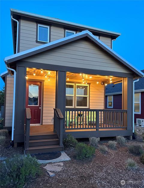 423 Vine Maple Ln SW, Ocean Shores, WA 98569