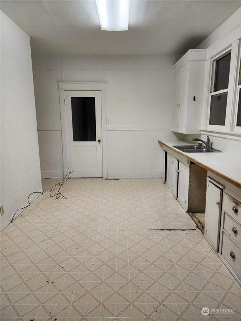 201 E 3rd Ave, Ritzville, WA 99169 photo 8