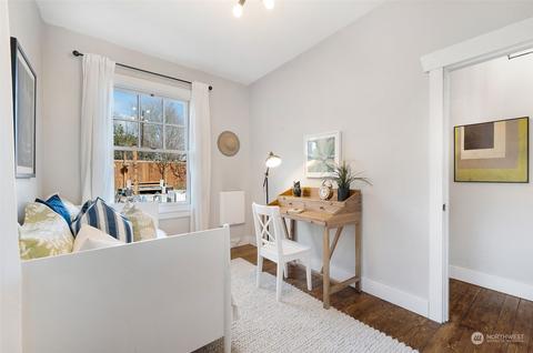 2010 E Cherry St, Seattle, WA 98122 photo 20