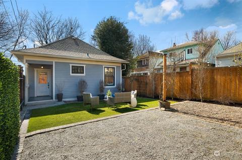 2010 E Cherry St, Seattle, WA 98122 photo 24