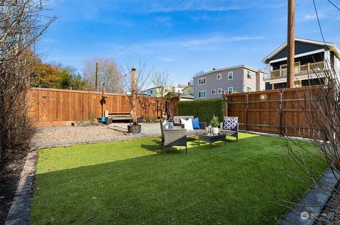 2010 E Cherry St, Seattle, WA 98122 photo 25
