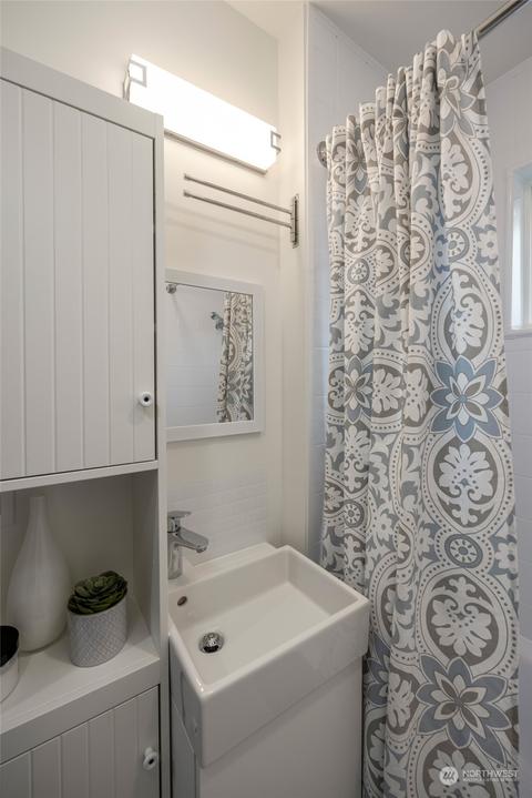 631 29th Ave E, Seattle, WA 98112 photo 26