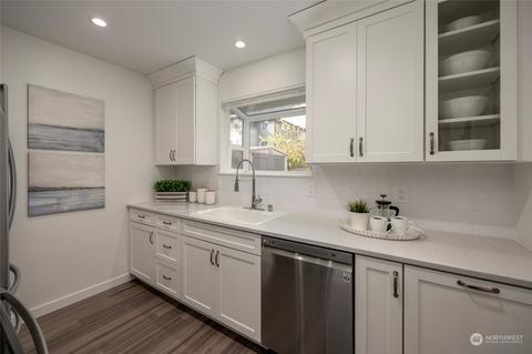 631 29th Ave E, Seattle, WA 98112 photo 17