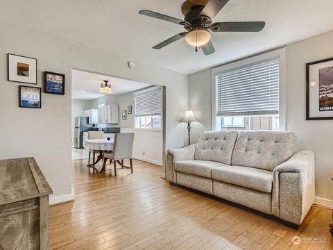 2523 Chestnut St, Everett, WA 98201 photo 4