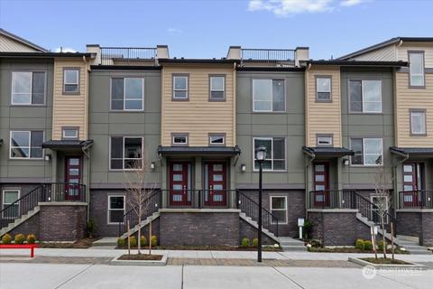 1066 7th Ave NE, Issaquah, WA 98029