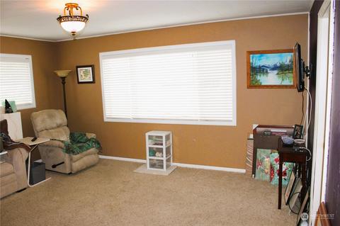 1766 12 Pioneer St, Enumclaw, WA 98022 photo 14