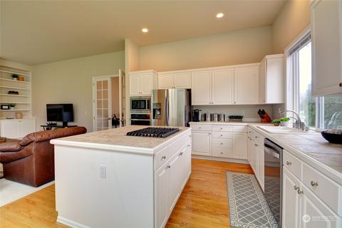 5915 25th Ave W, Everett, WA 98203 photo 12