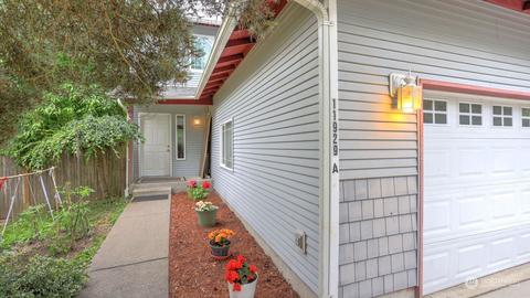 11929 Alexander Rd, Everett, WA 98204 photo 3