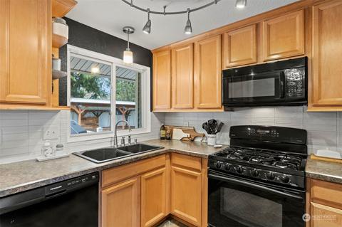20710 11th Dr SE, Bothell, WA 98012 photo 11