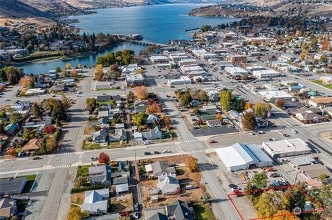 417 E Wapato St, Chelan, WA 98816 photo 25