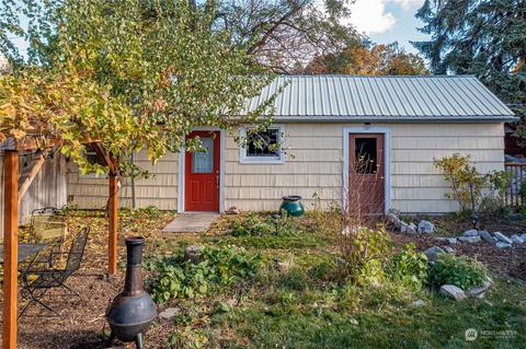 417 E Wapato St, Chelan, WA 98816 photo 30