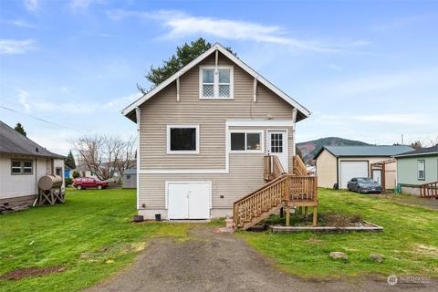 605 Water St, South Bend, WA 98586