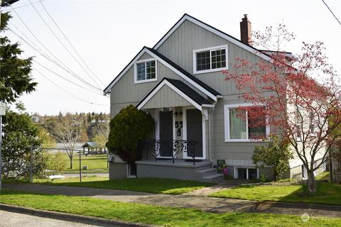 1210 Mckenzie Ave, Bremerton, WA 98337
