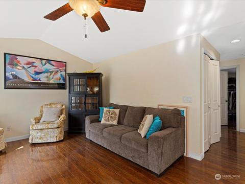 1009 112th St SE #E204, Everett, WA 98208 photo 5