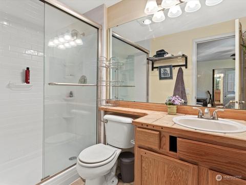 1009 112th St SE #E204, Everett, WA 98208 photo 16