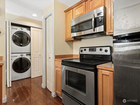 1009 112th St SE #E204, Everett, WA 98208 photo 6