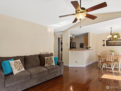 1009 112th St SE #E204, Everett, WA 98208 photo 4