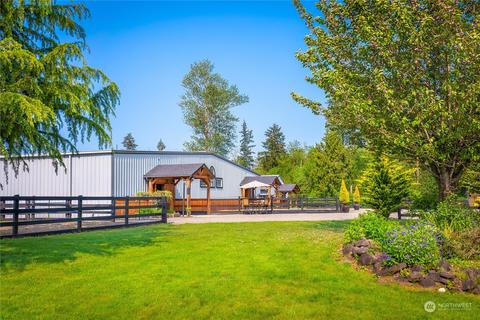 20722 SE 400th St, Enumclaw, WA 98022