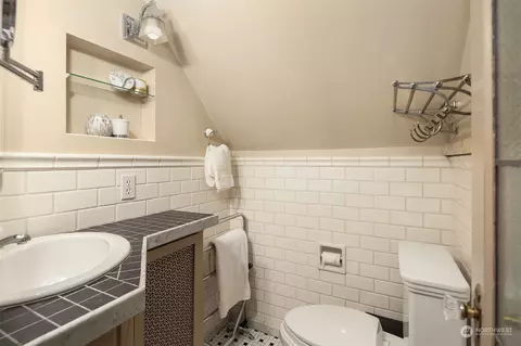 309 37th Ave E, Seattle, WA 98112 photo 26