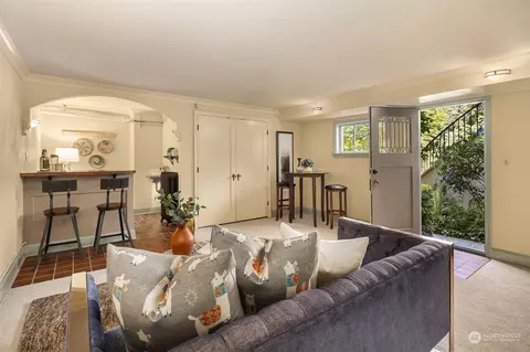 309 37th Ave E, Seattle, WA 98112 photo 23