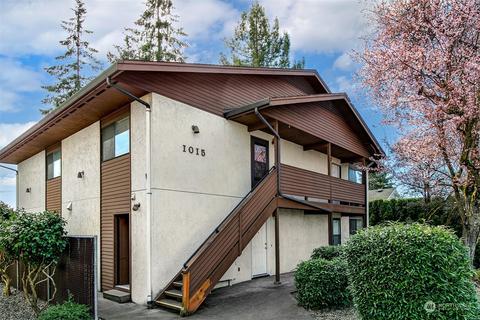 1015 SW 149th St, Burien, WA 98166