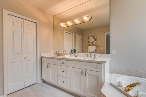 11023 NE 197th St, Bothell, WA 98011 photo 23