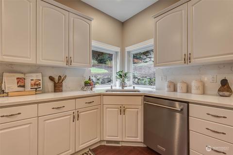 11023 NE 197th St, Bothell, WA 98011 photo 14