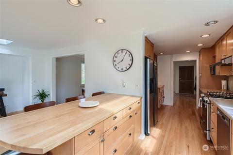 19035 NE 92nd Ave, Bothell, WA 98011 photo 8