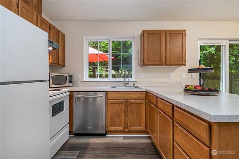 3662 Britzman Loop, Clinton, WA 98236 photo 7