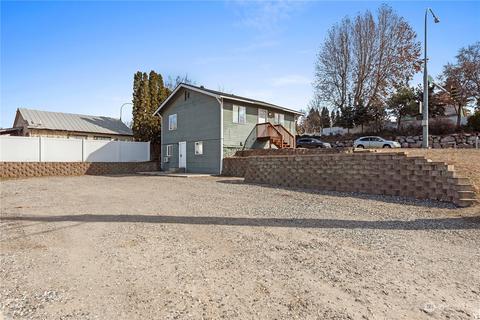 5 19th St NW, East Wenatchee, WA 98802
