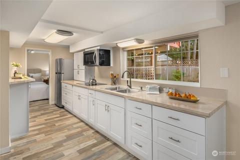 10425 NE 194th St, Bothell, WA 98011 photo 17