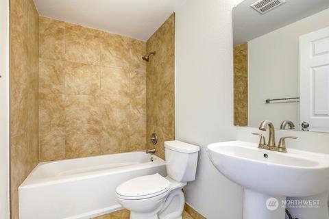 313 Bedrock Dr, Everett, WA 98203 photo 16