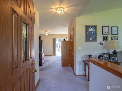 136 Hewitt Rd, Chehalis, WA 98532 photo 4