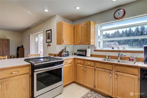 136 Hewitt Rd, Chehalis, WA 98532 photo 13