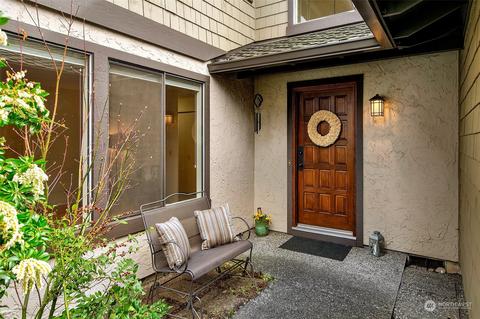 11806 Stendall Pl N, Seattle, WA 98133