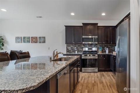 812 Louise Wise Ave NW, Orting, WA 98360 photo 17