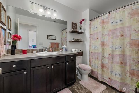 812 Louise Wise Ave NW, Orting, WA 98360 photo 32