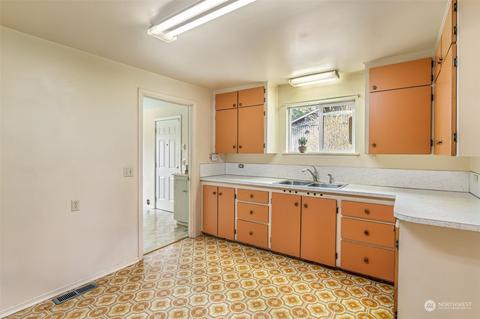 24324 7th Ave W, Bothell, WA 98021 photo 15