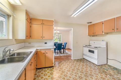 24324 7th Ave W, Bothell, WA 98021 photo 13